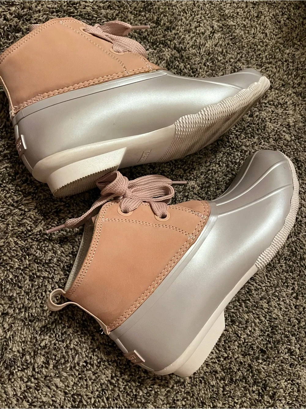 Sperry boots size